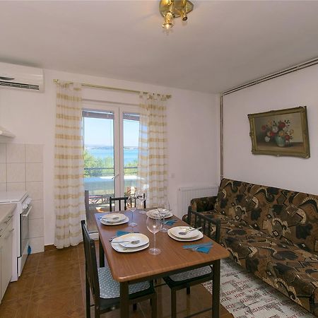 Apartments Irena Tkon Exterior photo