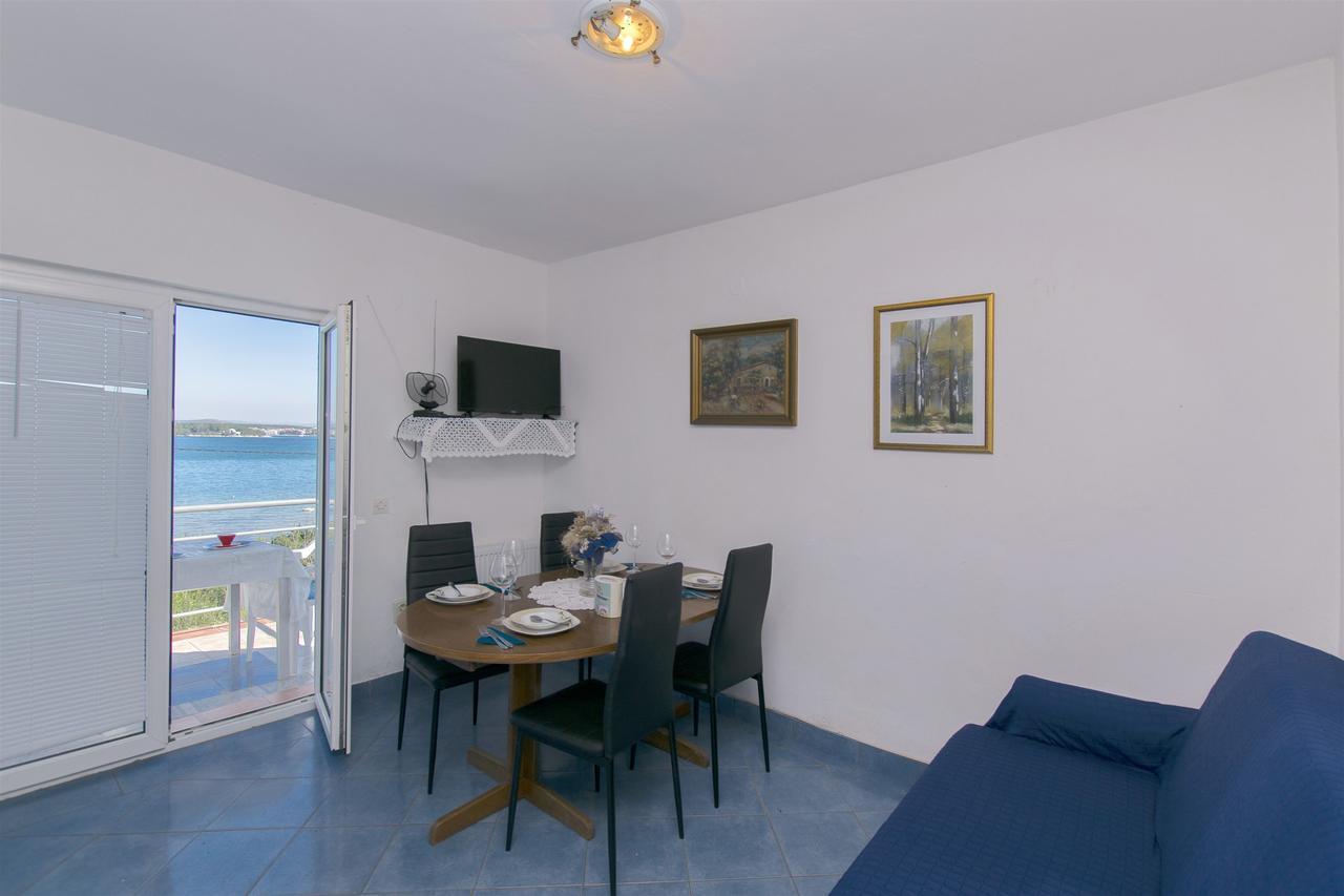 Apartments Irena Tkon Exterior photo